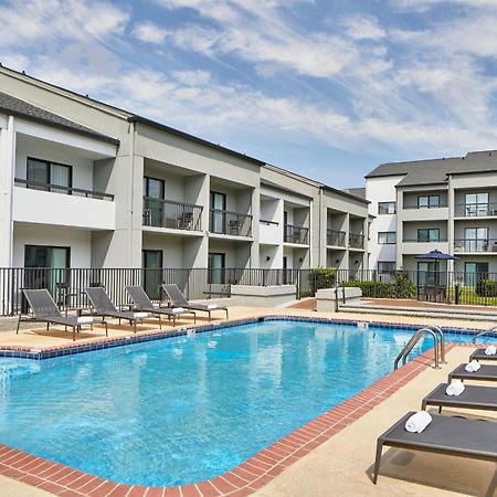 Courtyard By Marriott Memphis Airport Hotel Bagian luar foto