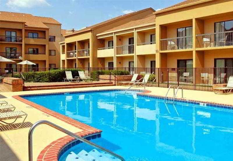 Courtyard By Marriott Memphis Airport Hotel Bagian luar foto