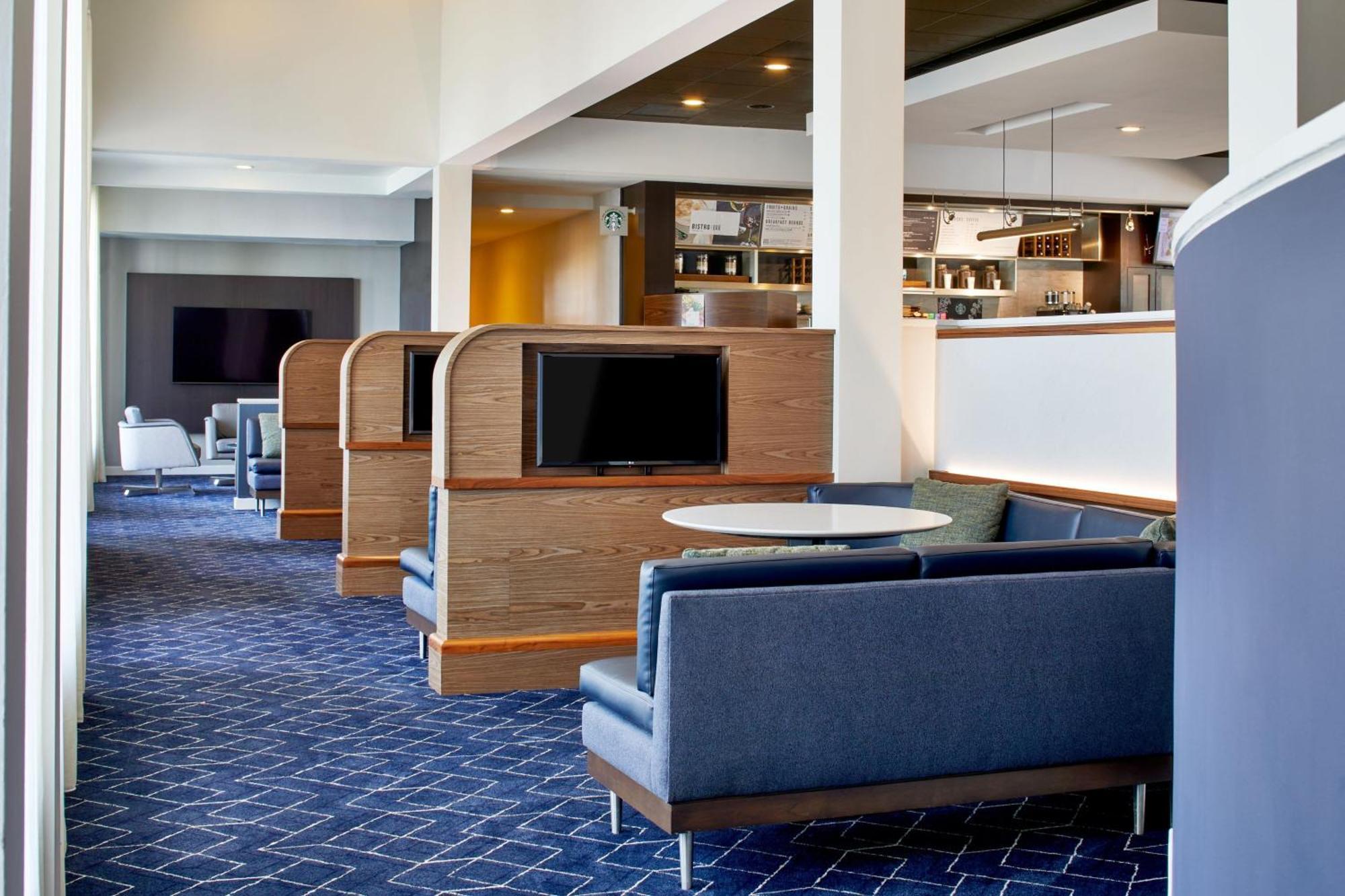 Courtyard By Marriott Memphis Airport Hotel Bagian luar foto