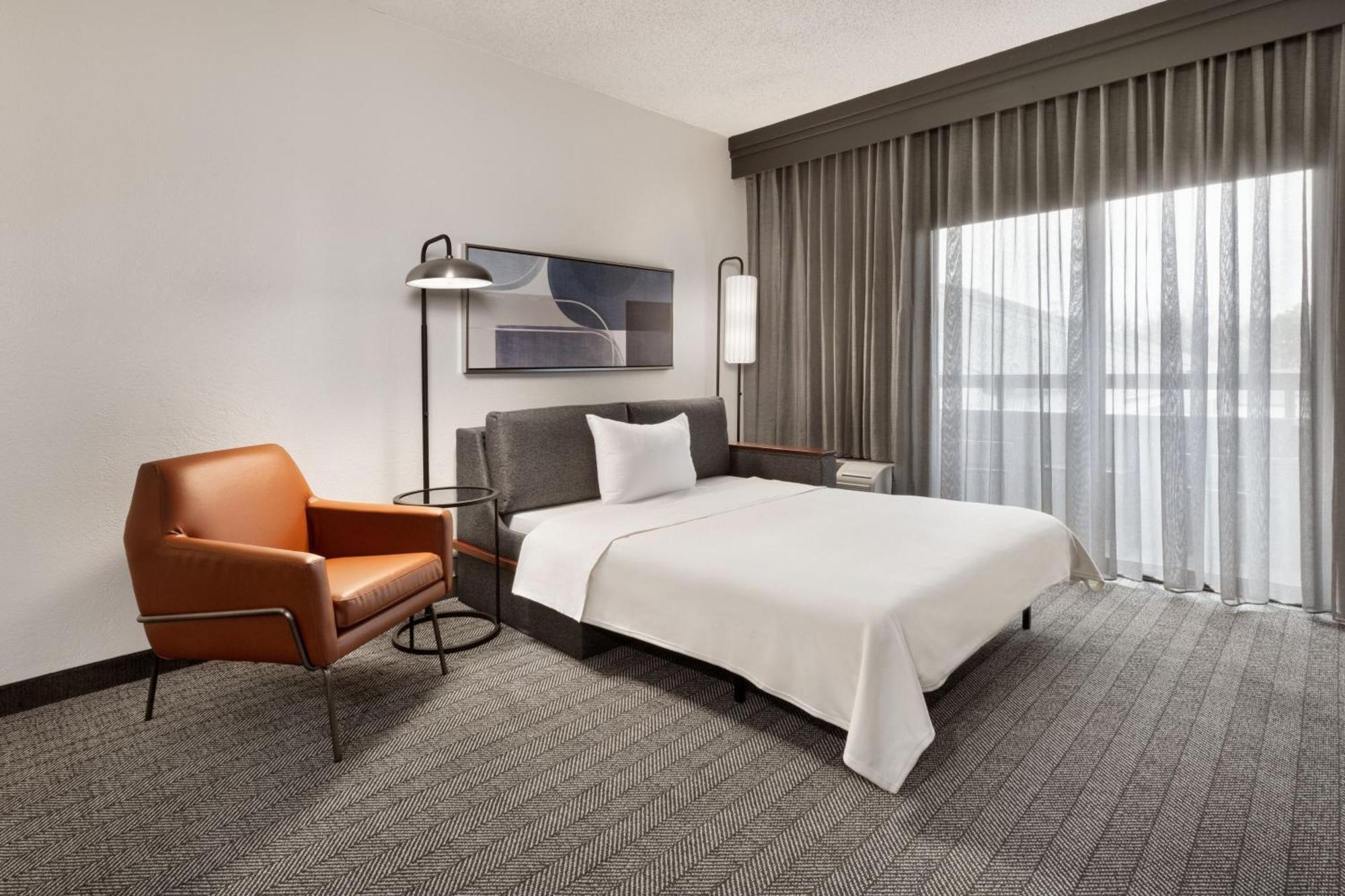 Courtyard By Marriott Memphis Airport Hotel Bagian luar foto