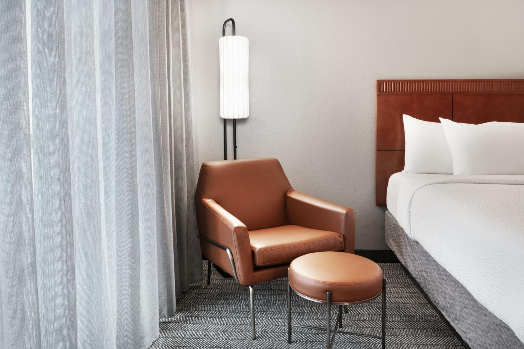 Courtyard By Marriott Memphis Airport Hotel Bagian luar foto