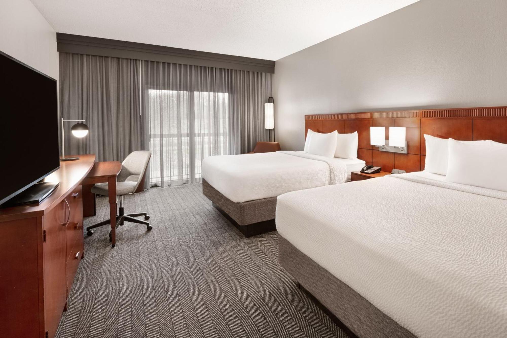 Courtyard By Marriott Memphis Airport Hotel Bagian luar foto